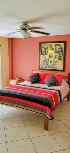 Room 4, Paradise Apartment and Single Room