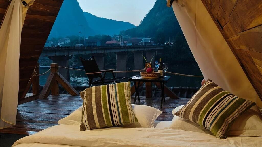 Others 5, Pont Inn Nong Khiaw, Ngoi