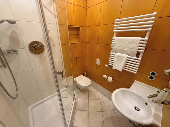 Bathroom 5, Villa Weißer Berg, Neuwied