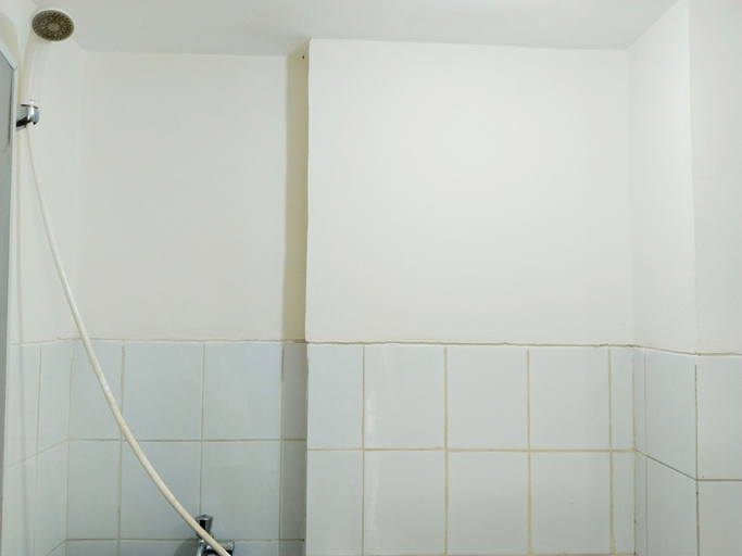 Bathroom 3, Room 88 Kemang View Apartment, Bekasi