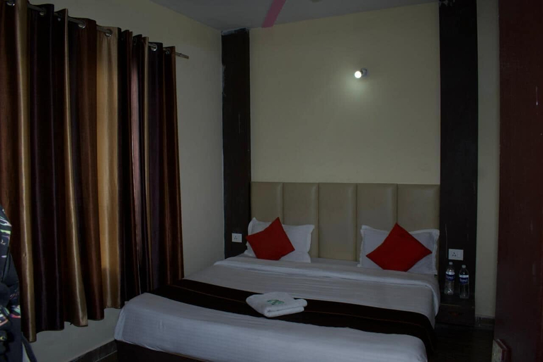 Room 3, Hotel Dark Clouds, Nainital