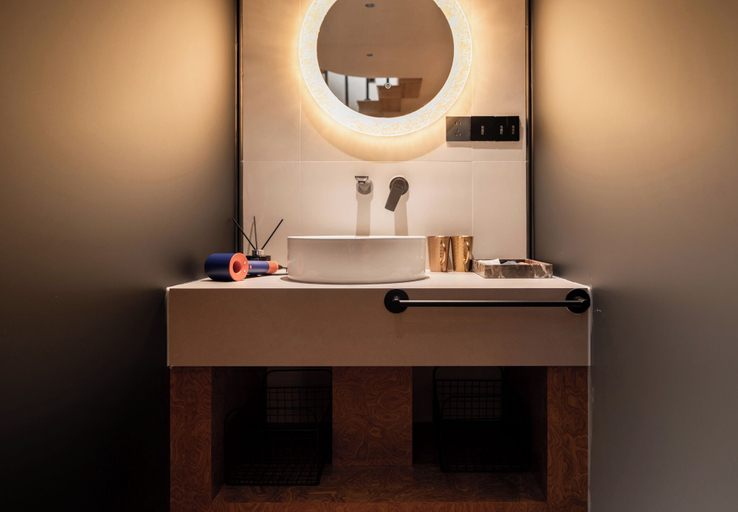 Bathroom 5, SIXI GOLDEN SUNRISE SOUND SLEEP HOTEL, Dali Bai