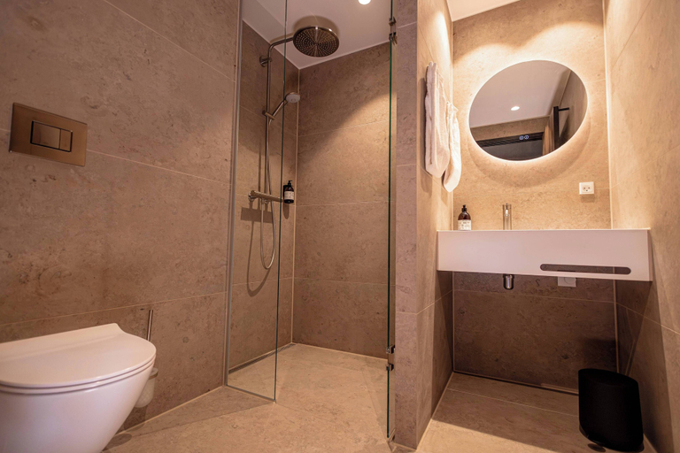 Bathroom 4, Hotel Melfarhus - Your modern self-service hotel in Middelfart, Denmark, Middelfart