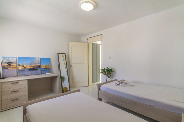 Room 4, SwieqiStay room5 shared bath - Paceville