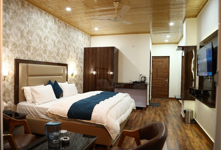 Room 3, The Amore Hills, Tehri Garhwal