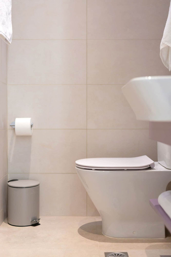 Bathroom 5, Azari Lifetime Memories, Peloponnese