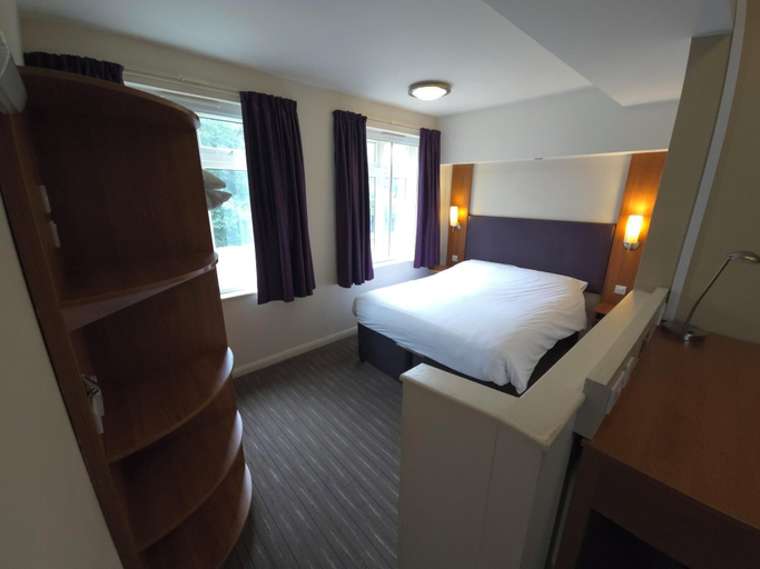 Bedroom 2, Charter Hotel Bournemouth, Bournemouth