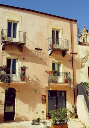 Exterior & Views 2, B&B Ibla Art Centro Ragusa, Ragusa