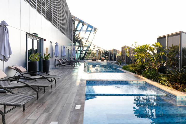 Room 4, Premium 2BD in J ONE Tower w/ Canal View Free Park, Dubai