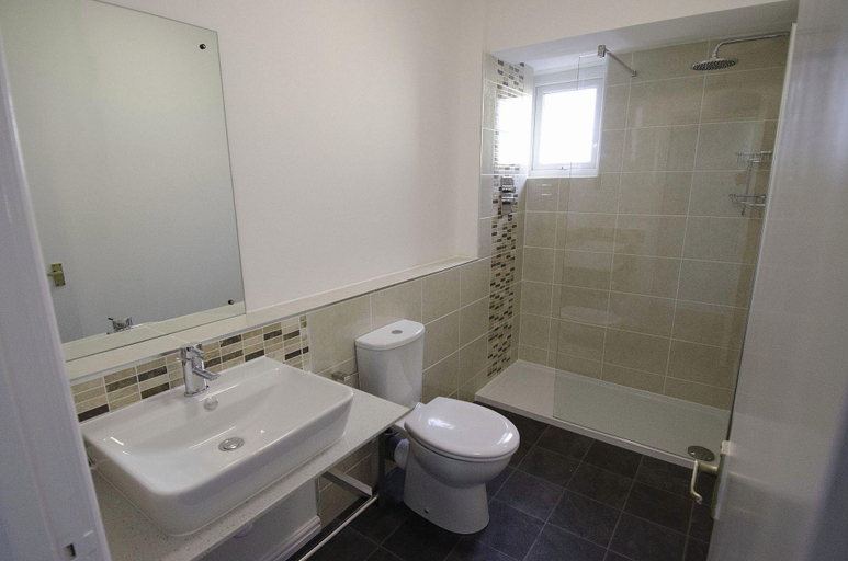 Bathroom 3, Seacote Hotel, Cumbria
