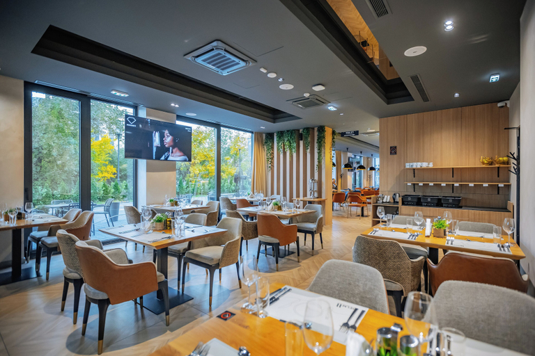 Food & Drinks 5, Hotel Helm, Niš