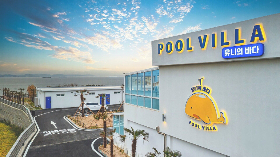 Exterior & Views 2, Uni’s Ocean Pool Villa, Pohang