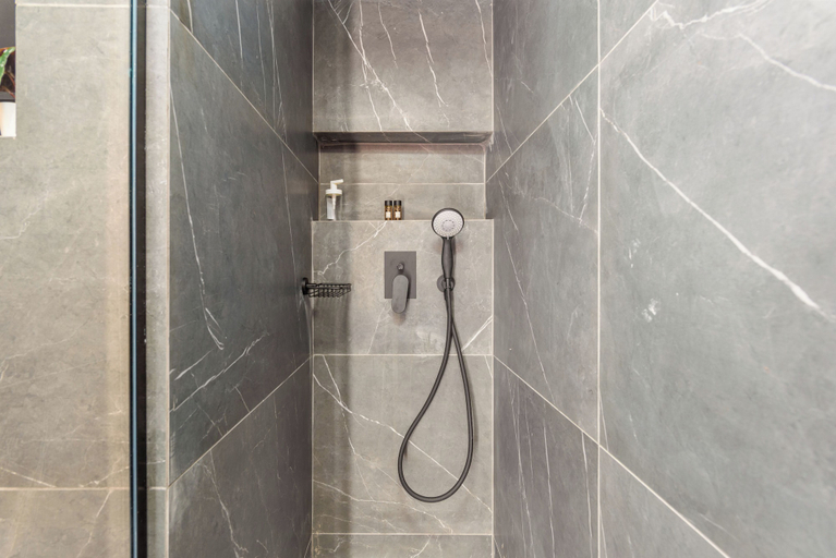 Bathroom 4, Zeus 2-Bedroom Apt with Acropolis View, Attica