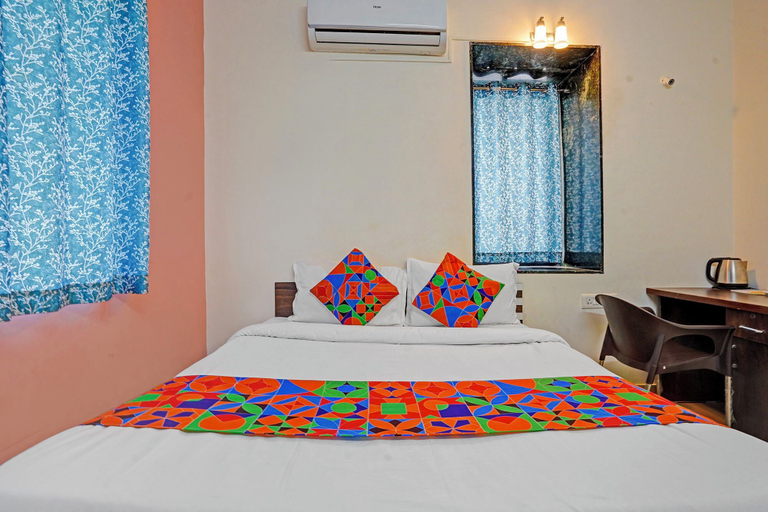 Bedroom 2, FabHotel Kohinoor Residency I, Pune