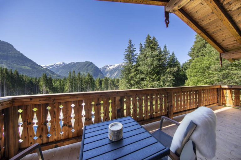 Others 4, Chalet in Neukirchen near Ski Lift, Zell am See