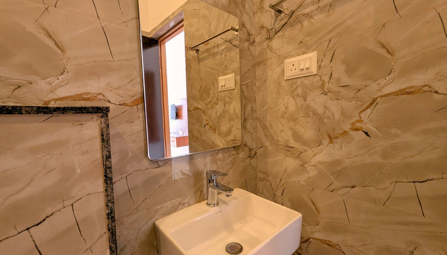 Bathroom 4, Banana Tree Retreat, Dindigul