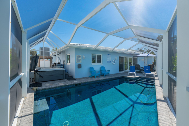 Sport & Beauty 5, Miramar Palms, Lee