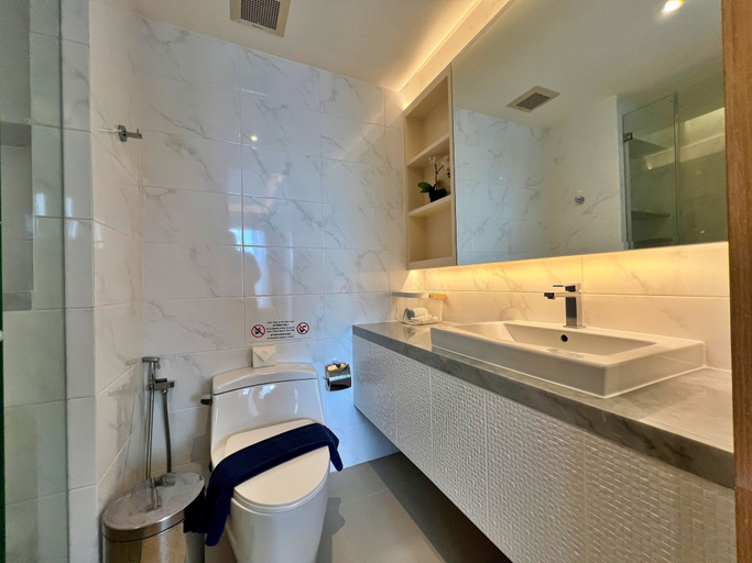 Bathroom 4, Aristo 2 Phuket by RESAVA, Phuket Island