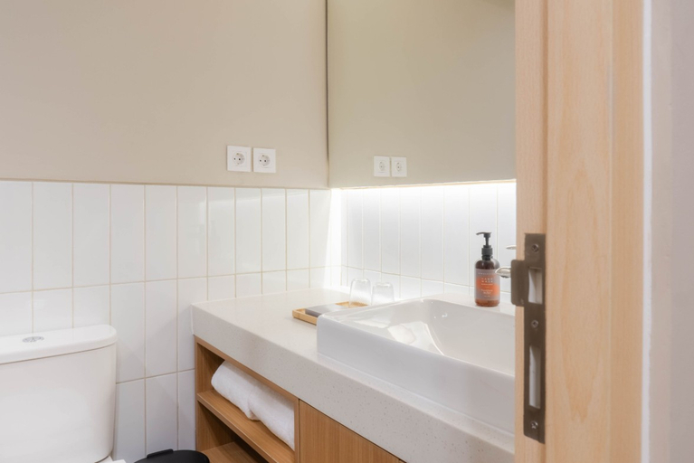 Bathroom 5, Homy Nomad Fatmawati, Jakarta Selatan