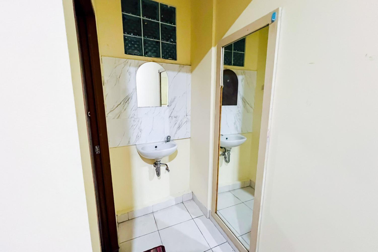 Bathroom 4, Wisma Berkat, West Jakarta