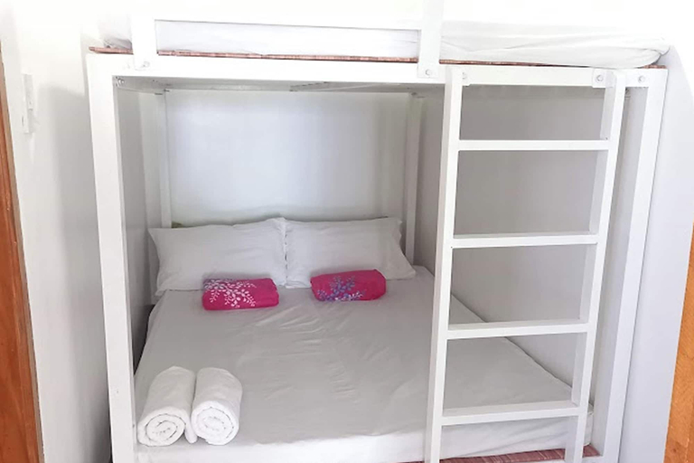 Room 5, Seven Waves Beachfront, Bauang