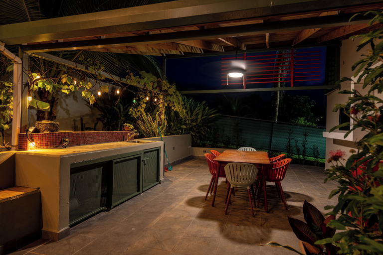 Food & Drinks 4, Mata e' Platano Guesthouse