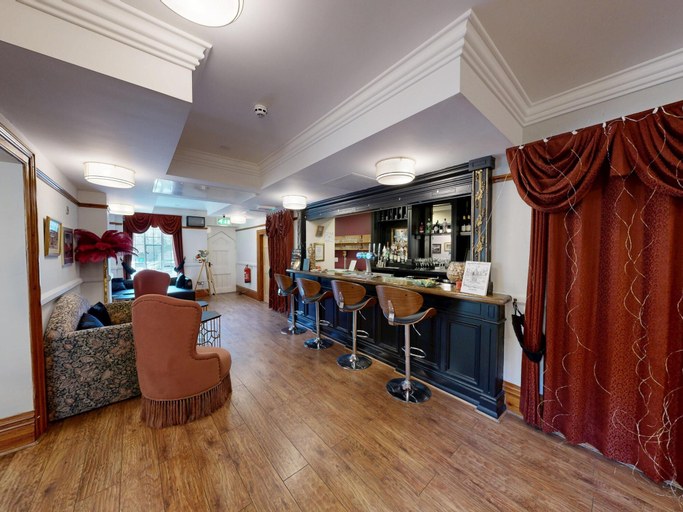 Food & Drinks 5, High Tor Hotel, Derbyshire