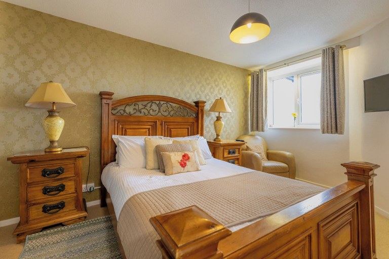 Bedroom 3, Hawk and Buckle Inn, Conwy
