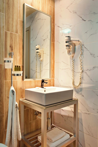 Bathroom 4, Zeus Essence Bucharest, Trademark Collection by Wyndham, Municipiul Bucuresti