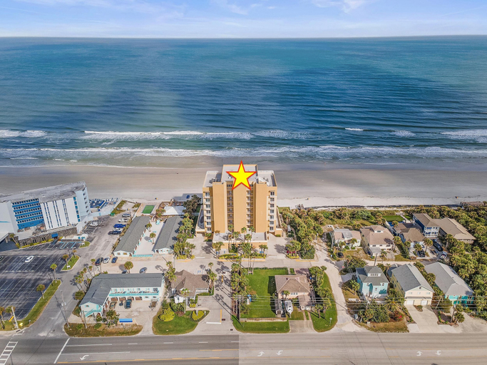 Exterior & Views 2, Malibu 803, Volusia
