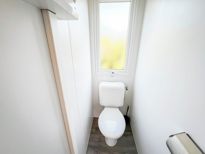 Bathroom 5, HappyCamp in Duca Amedeo Camping Village, Teramo