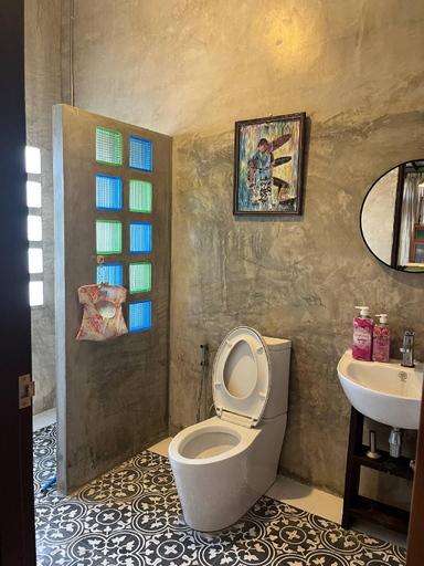 Bathroom 3, Wongtawan House with comfortable relaxing time, Saraphi