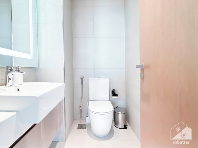 Bathroom 4, Cozy 1BR With Balcony & Views in Azizi Fawad, Dubai