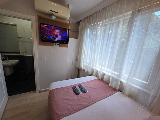 Bedroom 4, TAKSİM LİFE HOUSE, Beyoğlu