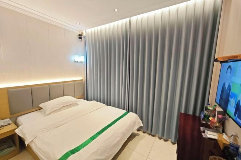 Bedroom 5, Waltz Hotel, Huaibei