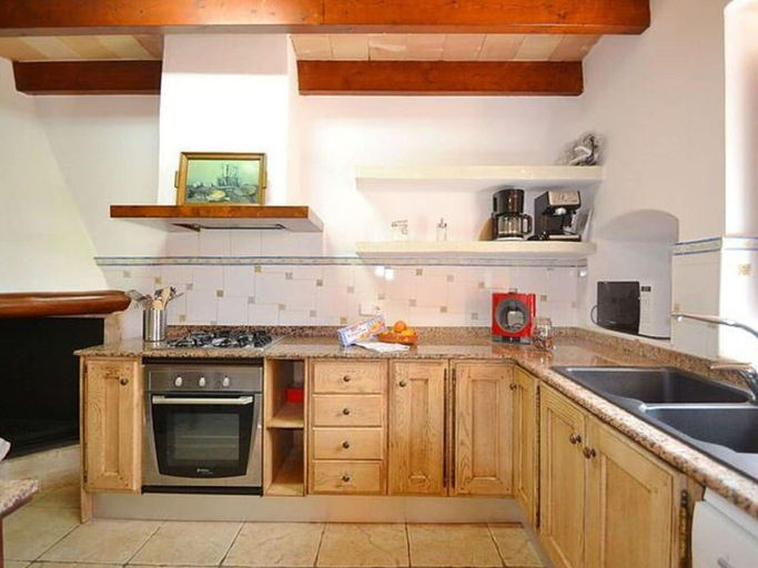 Private kitchen 5, Country House Porto Cristo With Pool & Garden, Baleares