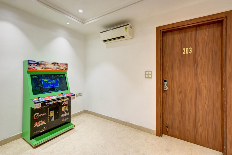 Public Area 3, Qotel Hotel Signature BNB-Ashok Vihar, Delhi