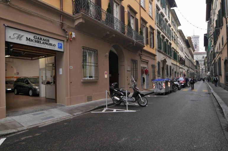 Others 4, B&B Cavour10 Firenze, Florence