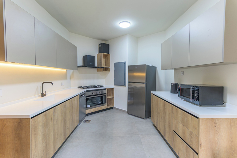 Private kitchen 3, Achrafieh Gate - Modern 3-BR Apartments, Beirut