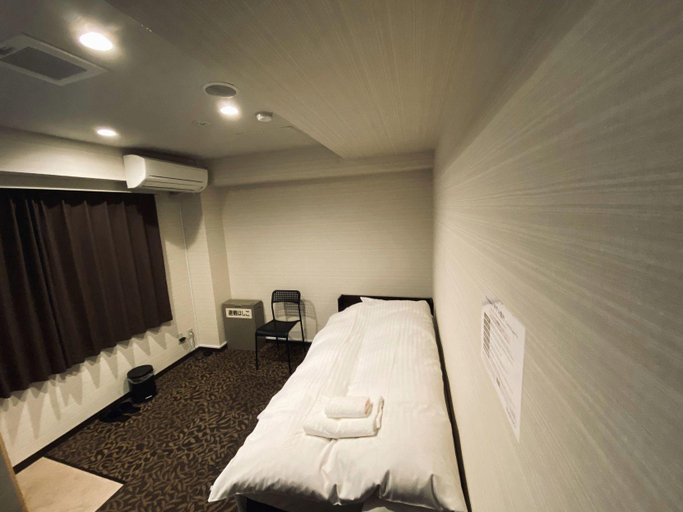Bedroom 3, Doushin Business Inn, Kobe