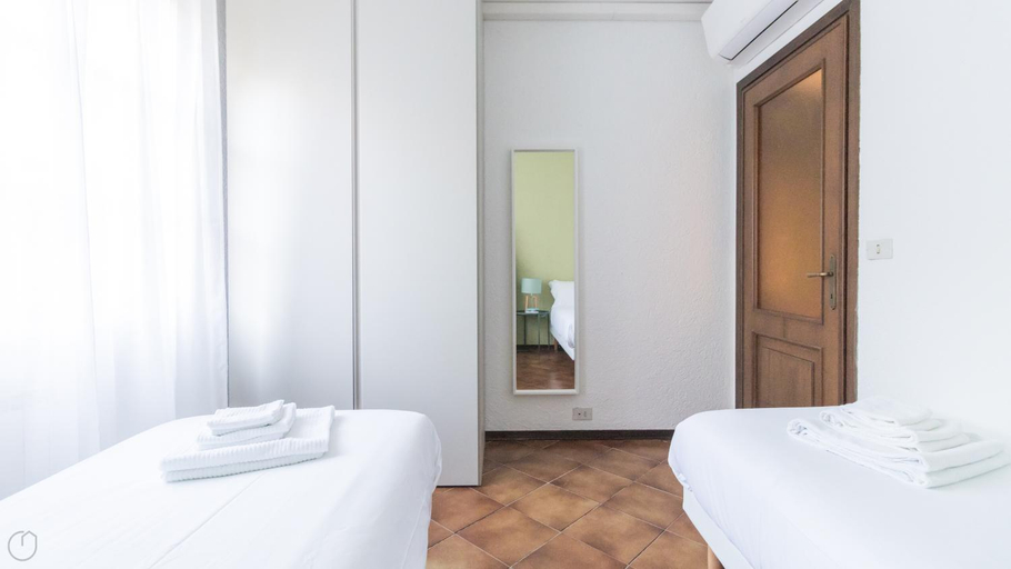 Bedroom 3, Il Borgo apartments, Savona