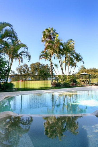 Sport & Beauty 4, Cayman Quays, Noosa - Tewantin