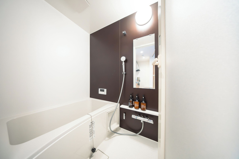 Bathroom 3, Private House Kanade, Nara