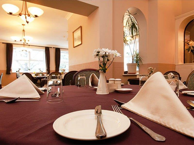 Food & Drinks 4, Lauriston Hotel, North Somerset