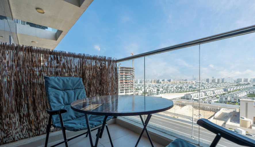 Balcony 5, Modern Studio in Azizi Samia by Bespoke, Dubai