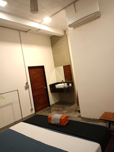Bedroom 3, Passport Hostel, Siem Reap