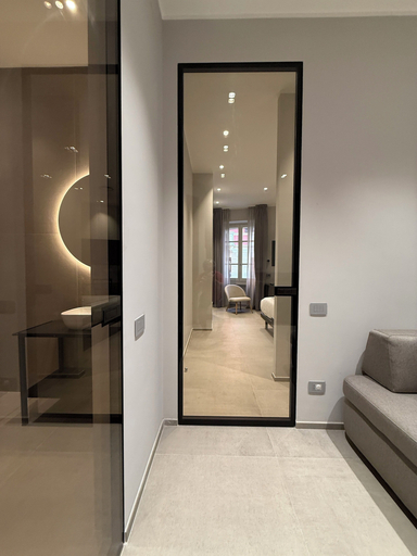 Room 3, LEOPOLDO SUITES, Cagliari