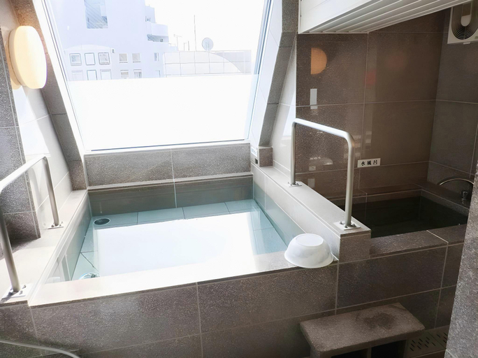 Bathroom 3, Hotel Shimbashi Sambankan, Minato