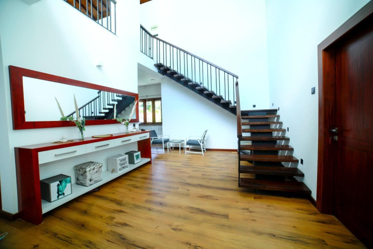 Hallway, Stadler Resort, Panadura