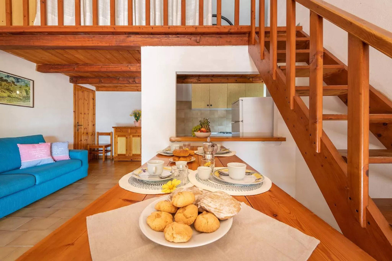 1, Relaxing apartment with outdoor dining, Olbia-Tempio